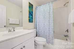 4921 S Hill View Dr, Charlotte, NC 28210 - Photo 18