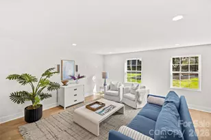 417 Regency Dr, Charlotte, NC 28211 - Photo 8