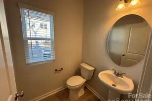 4632 Lakeview Rd, Charlotte, NC 28216 - Photo 14