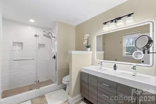 4114 Meadowridge Dr, Charlotte, NC 28226 - Photo 26