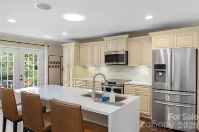 4114 Meadowridge Drive, Charlotte, NC 28226 - Photo 16