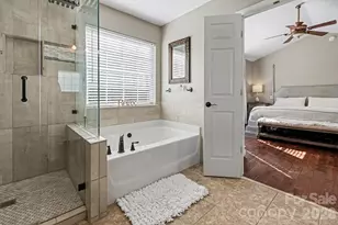 8842 Fieldcroft Dr, Charlotte, NC 28277 - Photo 6