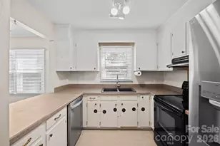 7310 Palmetto Ct, Charlotte, NC 28227 - Photo 12