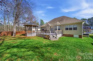 1378 The Crossing Dr, Rock Hill, SC 29732 - Photo 24