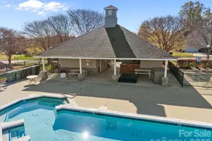 14307 O'Casey Ln, Charlotte, NC 28213 - Photo 40