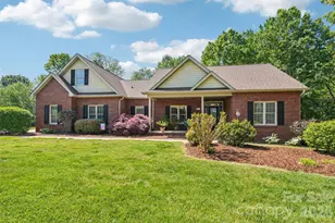 155 Howard Pond Loop, Statesville, NC 28625 - Photo 2