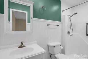 31 Deer Run Dr, Asheville, NC 28803 - Photo 16