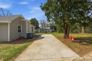 3900 Plainview Rd, Charlotte, NC 28208 - Photo 26