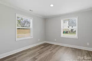 3900 Plainview Rd, Charlotte, NC 28208 - Photo 8