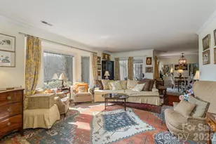 111 Bluffview Ln, Flat Rock, NC 28731 - Photo 6