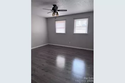 1511 Old Carriage Drive, Newton, NC 28658 - Photo 10