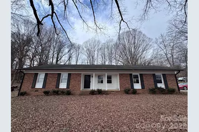 1511 Old Carriage Drive, Newton, NC 28658 - Photo 2