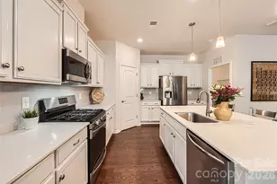 525 Cellini Pl, Mount Holly, NC 28120 - Photo 10