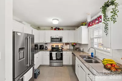 708 Peregrine Court, Gastonia, NC 28056 - Photo 10