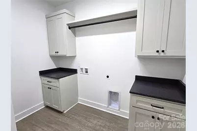 774 8th Street NE, Hickory, NC 28601 - Photo 22