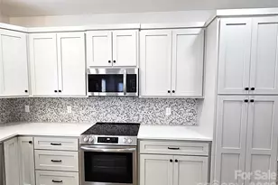 774 8th St NE, Hickory, NC 28601 - Photo 4