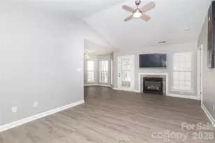 7200 Petal Ct, Charlotte, NC 28227 - Photo 4