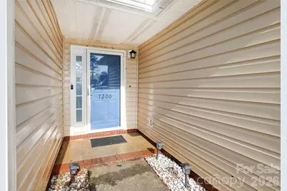 7200 Petal Court, Charlotte, NC 28227 - Photo 2