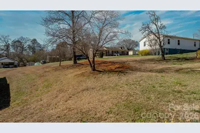 228 Holly Street, Hudson, NC 28638 - Photo 22