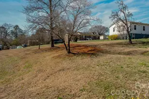 228 Holly St, Hudson, NC 28638 - Photo 22