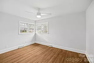 1227 Tarrington Ave, Charlotte, NC 28205 - Photo 32