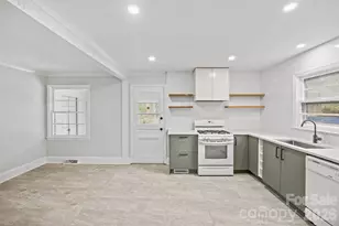 1227 Tarrington Ave, Charlotte, NC 28205 - Photo 12