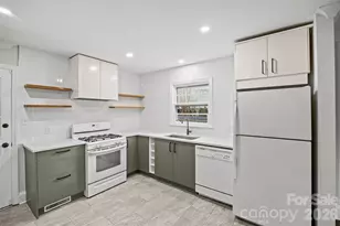 1227 Tarrington Ave, Charlotte, NC 28205 - Photo 14