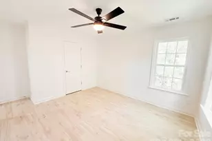 12224 Sutters Hill Ct, Charlotte, NC 28269 - Photo 36