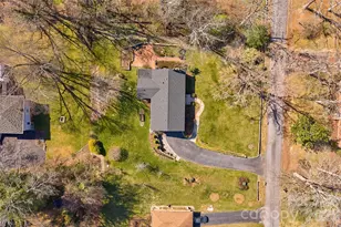 3123 Cheryl Dr, Hendersonville, NC 28792 - Photo 40