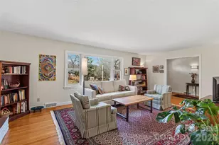 3123 Cheryl Dr, Hendersonville, NC 28792 - Photo 12