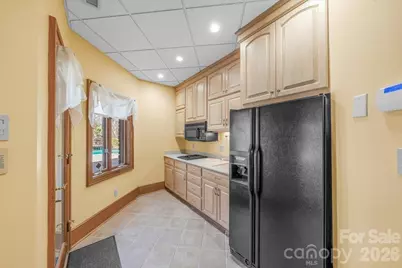 1043 Rolling Green Drive, Newton, NC 28658 - Photo 32