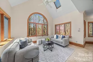 1043 Rolling Green Dr, Newton, NC 28658 - Photo 18