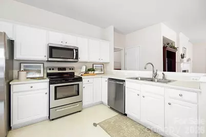 9220 Elrose Place, Charlotte, NC 28277 - Photo 14