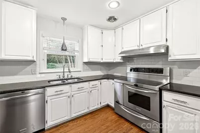 4508 Bradbury Drive, Charlotte, NC 28209 - Photo 6