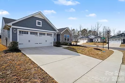 621 Grandiflora Avenue, Lancaster, SC 29720 - Photo 2