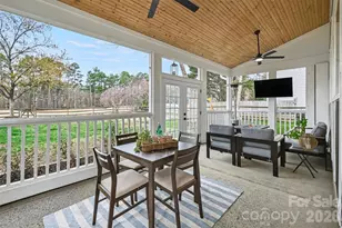 9152 Snow Hill Ct, Charlotte, NC 28269 - Photo 30