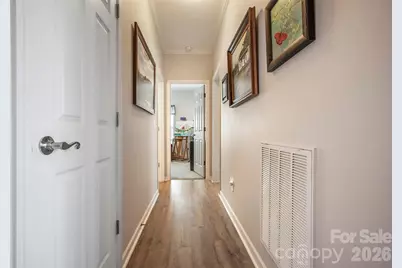 34 Middle Street, Hendersonville, NC 28792 - Photo 8