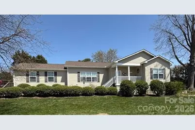 34 Middle Street, Hendersonville, NC 28792 - Photo 1