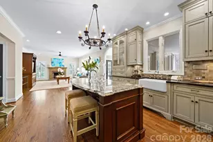 7024 Riesman Ln, Charlotte, NC 28210 - Photo 16