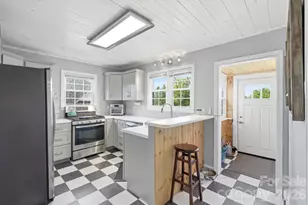 129 Mears Ave, Canton, NC 28716 - Photo 10