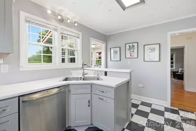 129 Mears Avenue, Canton, NC 28716 - Photo 12
