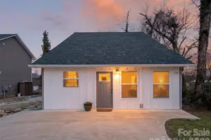 116 Bostic St, Marion, NC 28752 - Photo 2