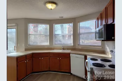 10000 Dunfries Road, Matthews, NC 28105 - Photo 4