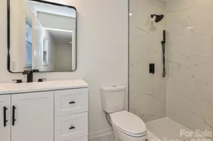 407 N Cherry St, Cherryville, NC 28021 - Photo 12