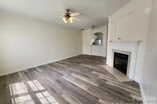 824 Gentlewinds Ct, Fort Mill, SC 29708 - Photo 6