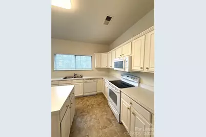 2618 Hartley Hills Drive, Charlotte, NC 28213 - Photo 8