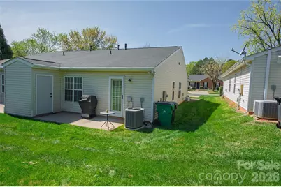 5320 Harris Cove Drive, Charlotte, NC 28269 - Photo 8