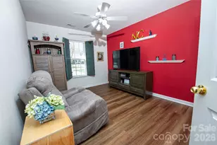 5320 Harris Cove Dr, Charlotte, NC 28269 - Photo 34