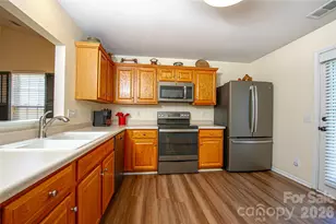 5320 Harris Cove Dr, Charlotte, NC 28269 - Photo 18