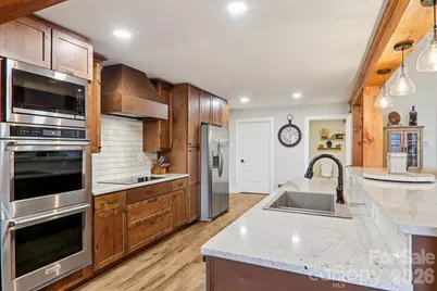 159 Broken Bow Run, Pickens, SC 29671 - Photo 6